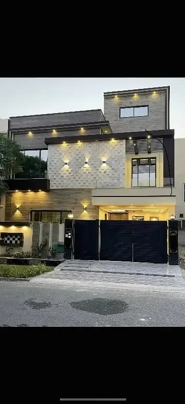 Vip 5 Marla Luxury Furnished Lower Portion Available For Rent In Bahria Town Lahore