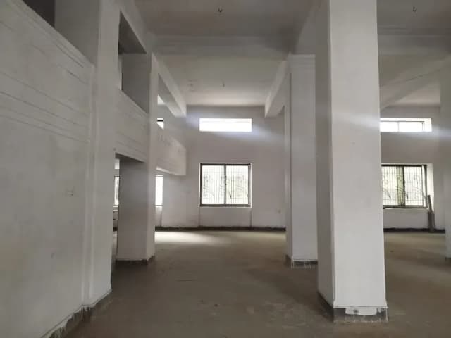 *1 Kanal 8 Marla Corner Building For Sale & Rent - Main Mall Road Near GPO - 5 Storey - 25 to 30 Cars Parking - 35 Crore Sale - 28 Lac Rent*