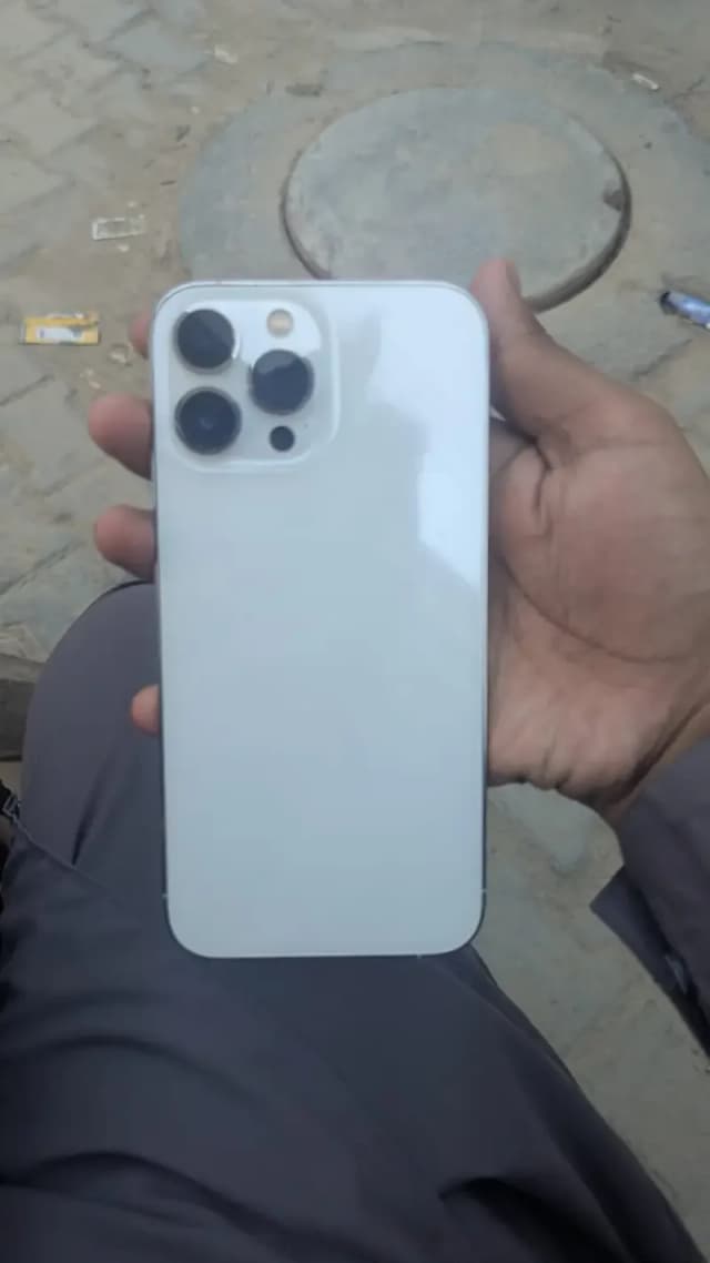I phone 13 Pro Max jv 128Gb