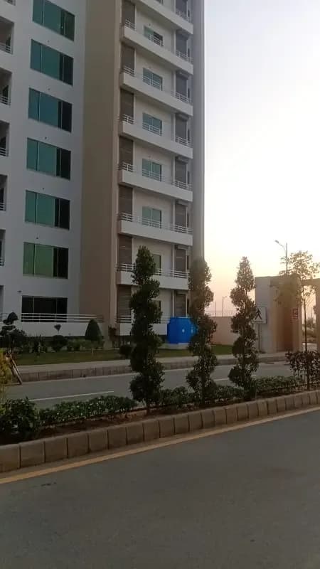 12 Marla 4-Bedroom Flat For Rent In Askari 12, Lahore
