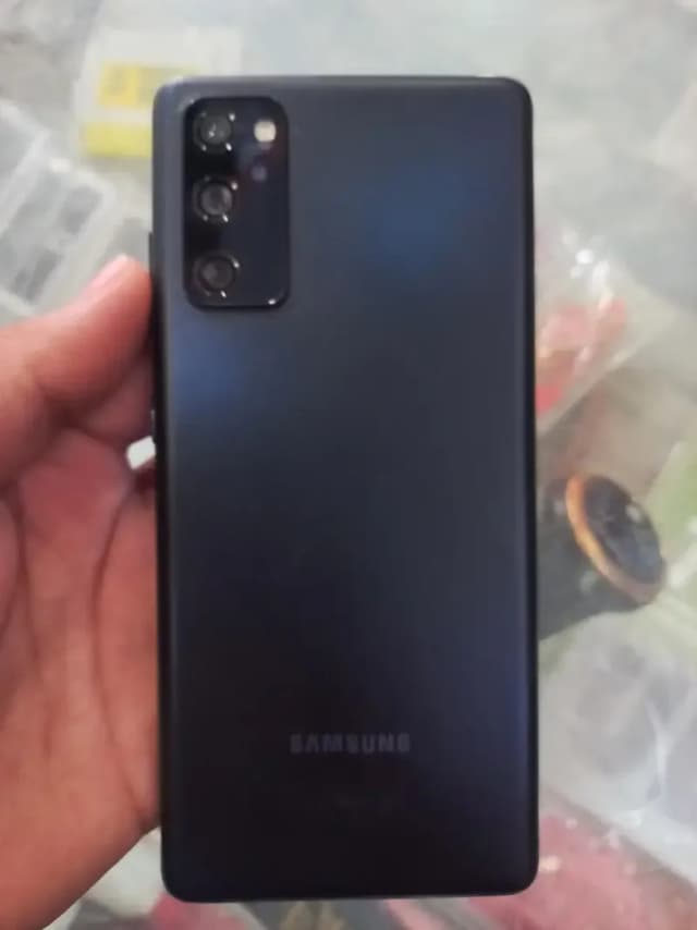 Samsung Mobile S20 FE