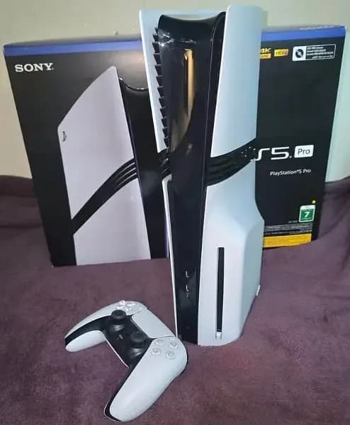 Sony playstation PS5 pro disk edition 2TB with complete box (ps5)