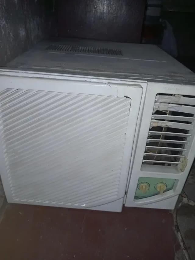 All ok ha jeniun gas good cooling urgent sale karna  ha
