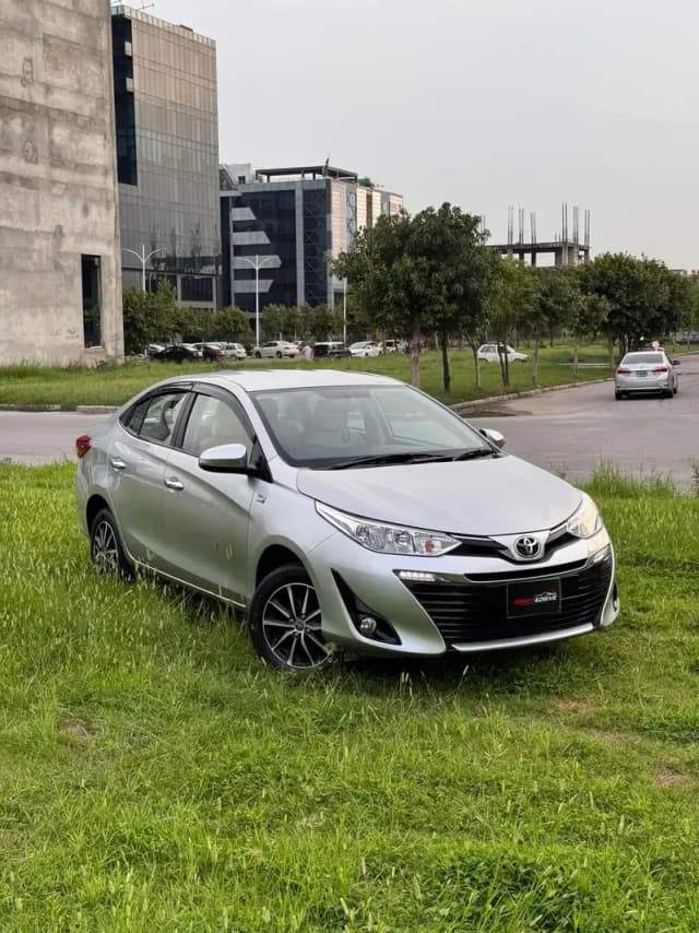 Toyota Yaris 2021, bumper to bumper brand new car