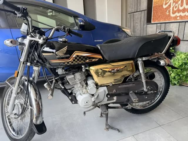 Honda 125 gold edition