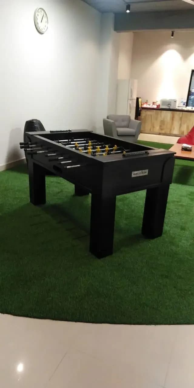 FOOSBALL TABLE / SOCCER TABLE / HAND FOOTBALL TABLE