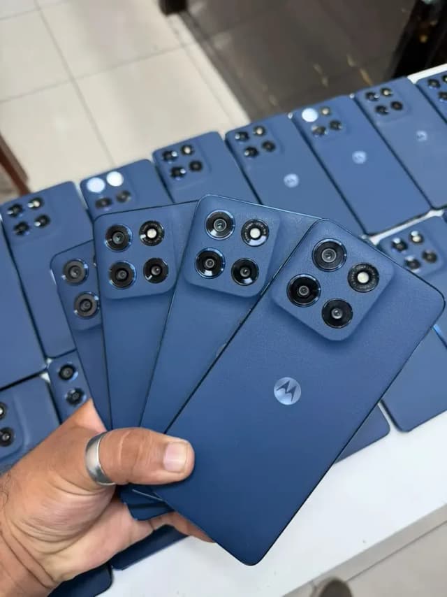 Motorola All Models Available Non PTA, PTA Approved, Sim Lock