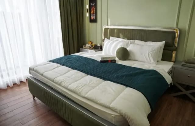 1BED Luxrury Apartment on Daily Basis in Bahria town Lahore
