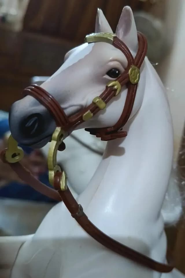 Horse sculpture