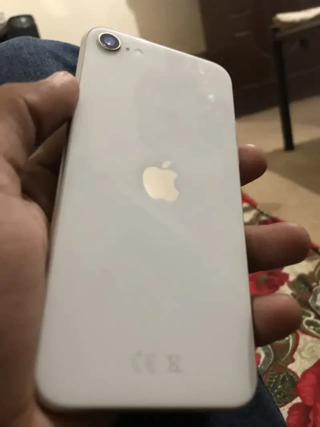 Apple iPhone SE 2020