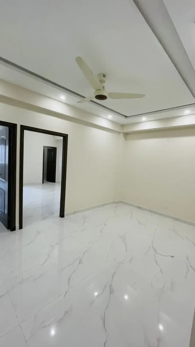 Beautiful 2 Bed Brand New Apartment Available For Rent Warda Hamna 4