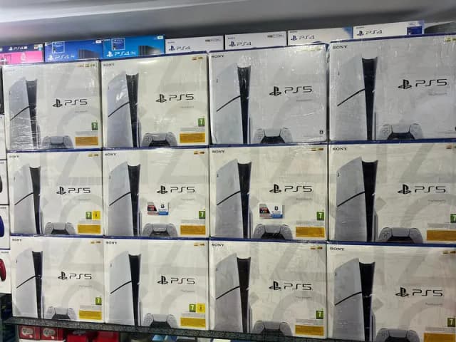 Ps5 SLIM 1TB UK DISK MODEL  available at MY GAMES !