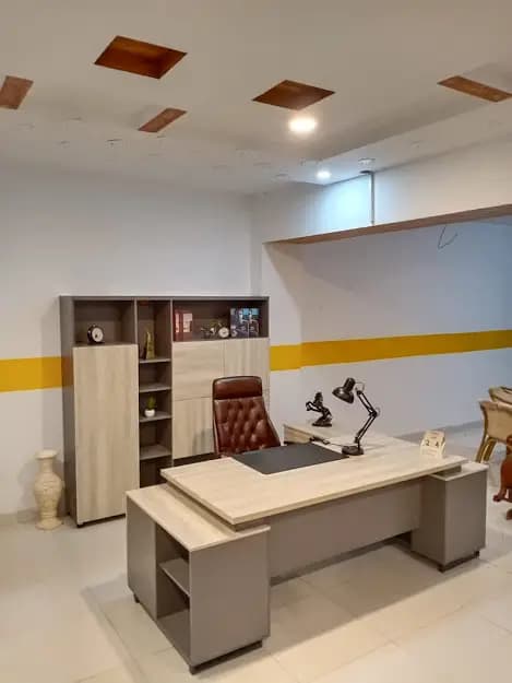 Executive Table/CEO Table/Executive Chair/Office Table