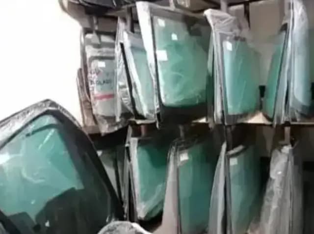Windscreen,Windshield,Quarter Glass,Door Glass For Reevo,Vigo,Fortuner