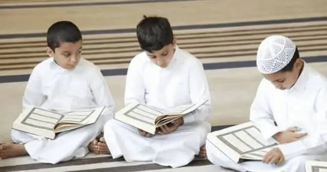 Quran Teacher Tutor of islamic Correct Pronunciation –Experienced Teac