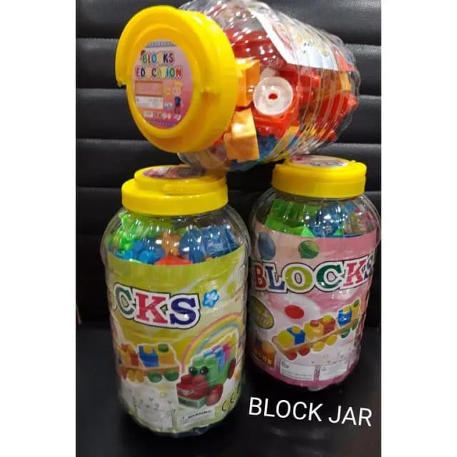 20-Piece Multicolor Building Blocks in a Bucket