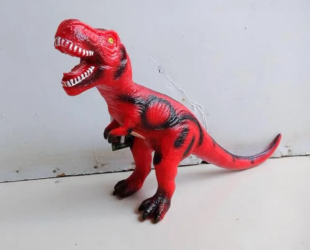 Jurassic Dinosaur with Sound and Real Look 16 Inches