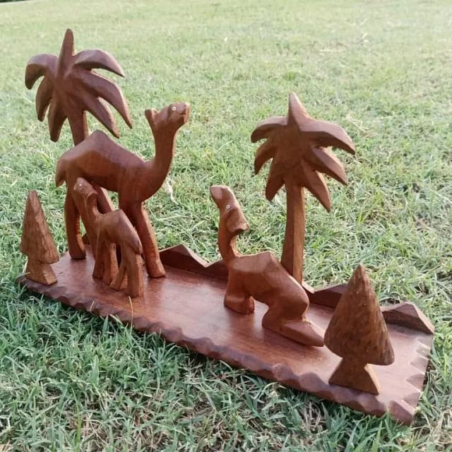Handmade Wooden Camels Statue Set for Home and Office Decoration
