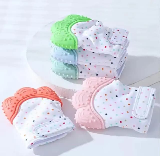 1 Piece Baby Teether Glove for Newborns - Quality Silicone Design