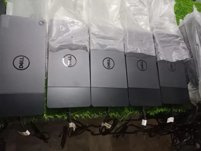 Dell wd19 docking station type c available
