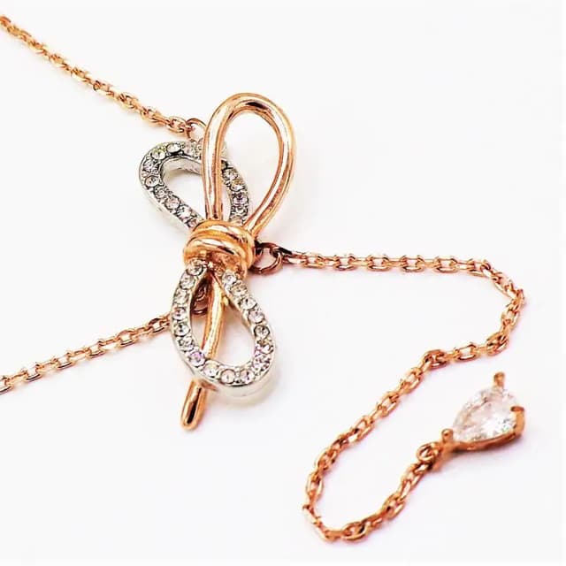 Binobees Bow Pendant - High-Quality Zirconia Pendant for Your Loved Ones