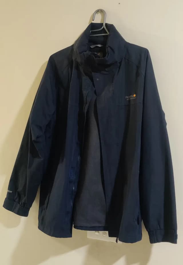 2 Polyester Jackets with Sweater & 2 Mufflers.