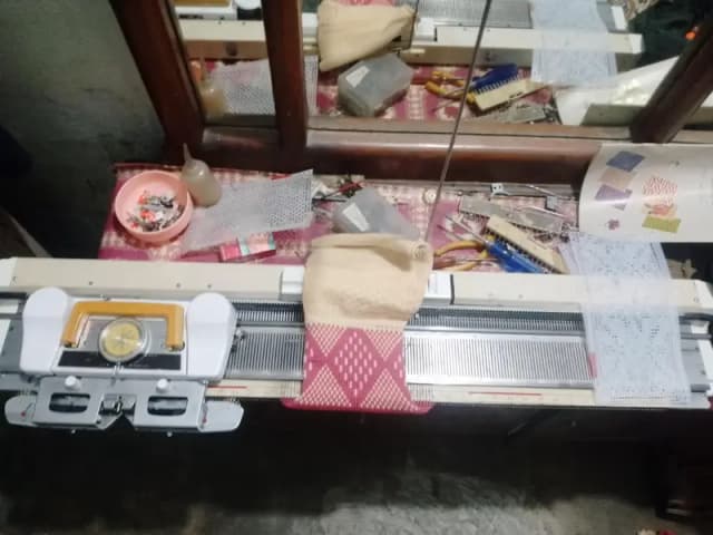 singer knitting machine