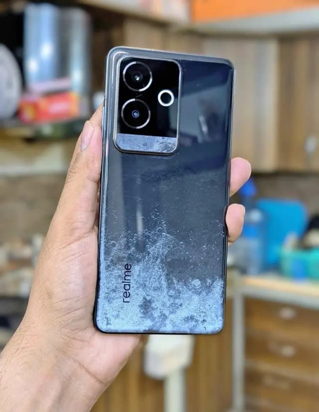 realme gt6 Chinese variant  rare Moon variant