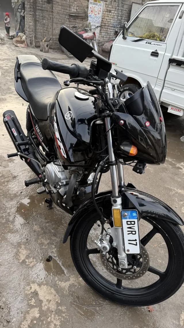 Black ybr 125 self start smart card isb numbr