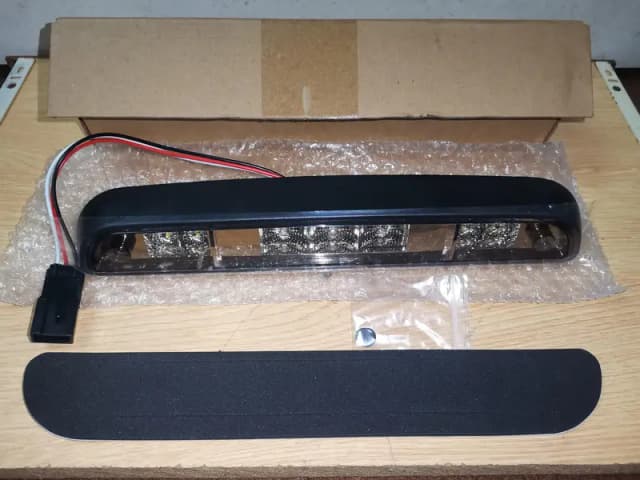 Car Back Glass Brake Light
