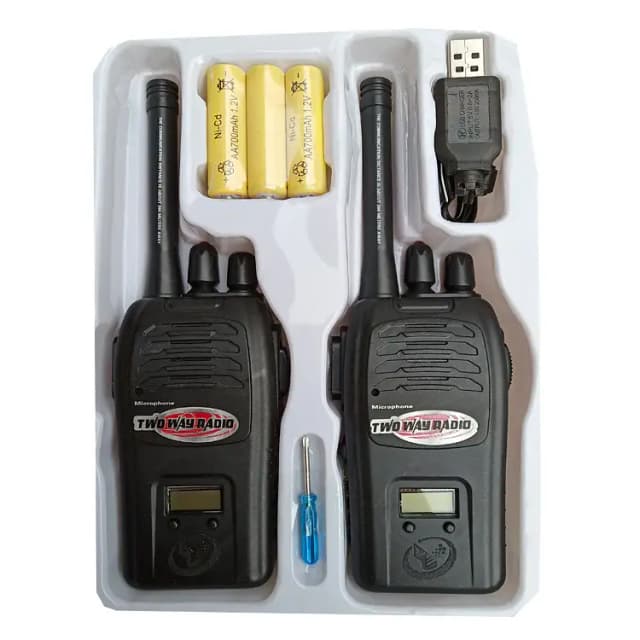 200 Meter Rechargeable Walkie-Talkie Noise Reduction Radio Play Pair