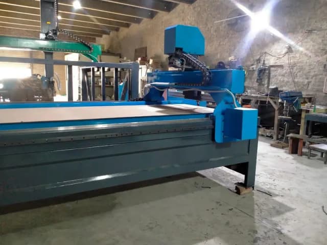 CNC WOOD ROUTER MACHINE