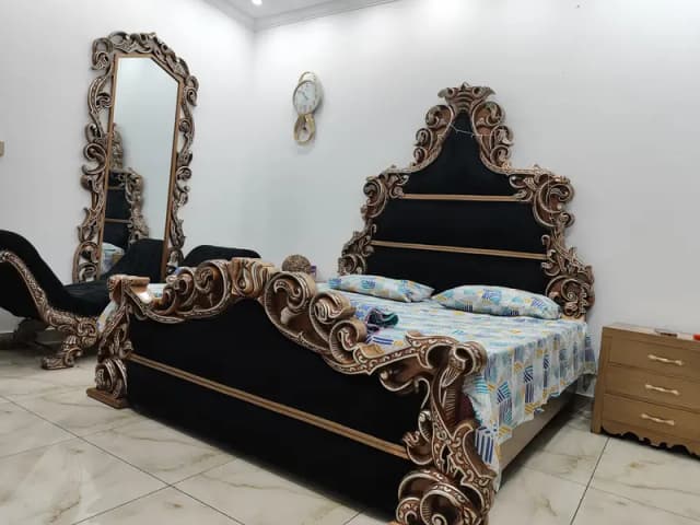 Urgent Sale /Royal bed /2side tables . .