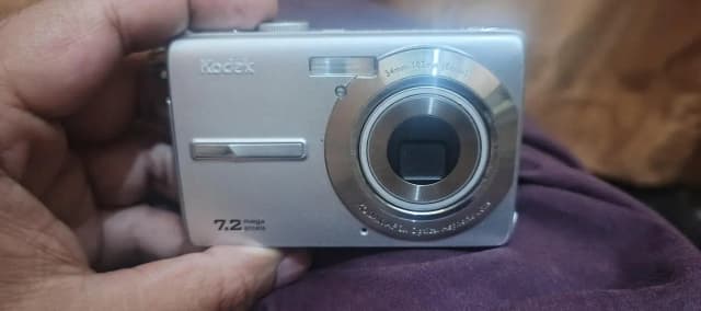 Kodak Camera 7.2 MP AF3X Optical Aspheric  Lense
