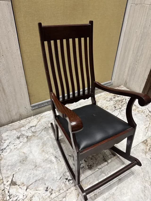 Rocking chair