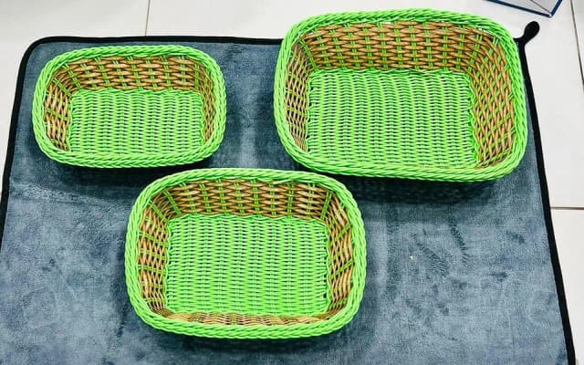 1 PCS  NYLONE CANE MATERIAL FOOD SERVING BREAD BASKET / NAAN BASKET   Best For Kitchen and Home Uses