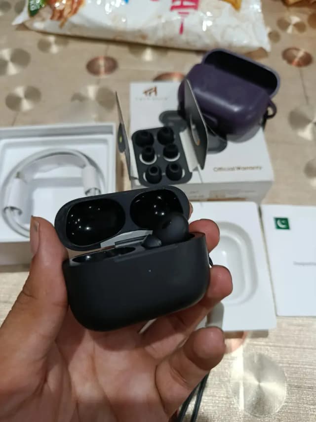 Tech hunk airPods Gen 3  (ANC)