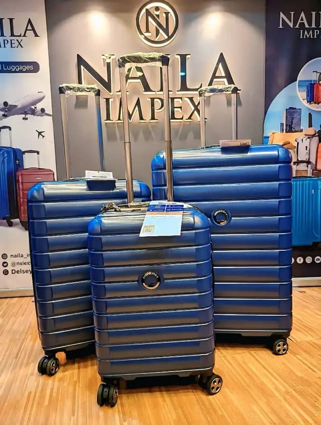 Luggage Bag SwissTech Traveling imported Suitecase TrollyBag Bagpack