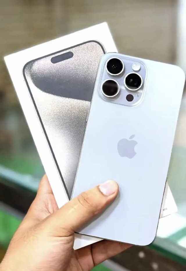 Iphone 15 pro max 256 gb hk varient non pta . factory unlock