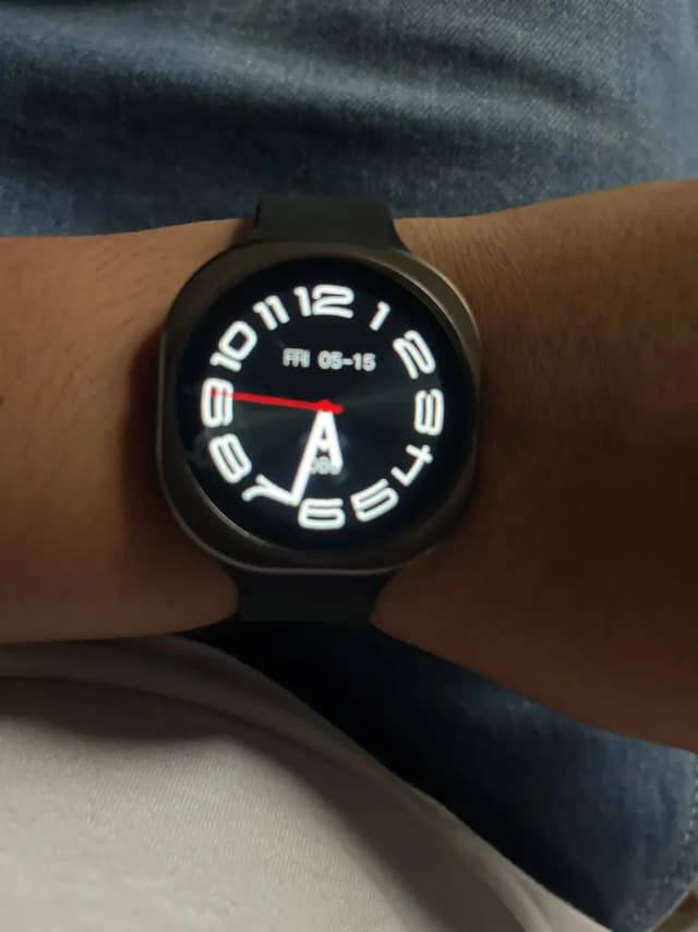 Laxasfit gt 8 max full premium round dial smart watch