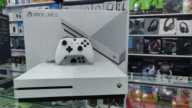 Xbox One S | Gaming Console | Xbox Ons S