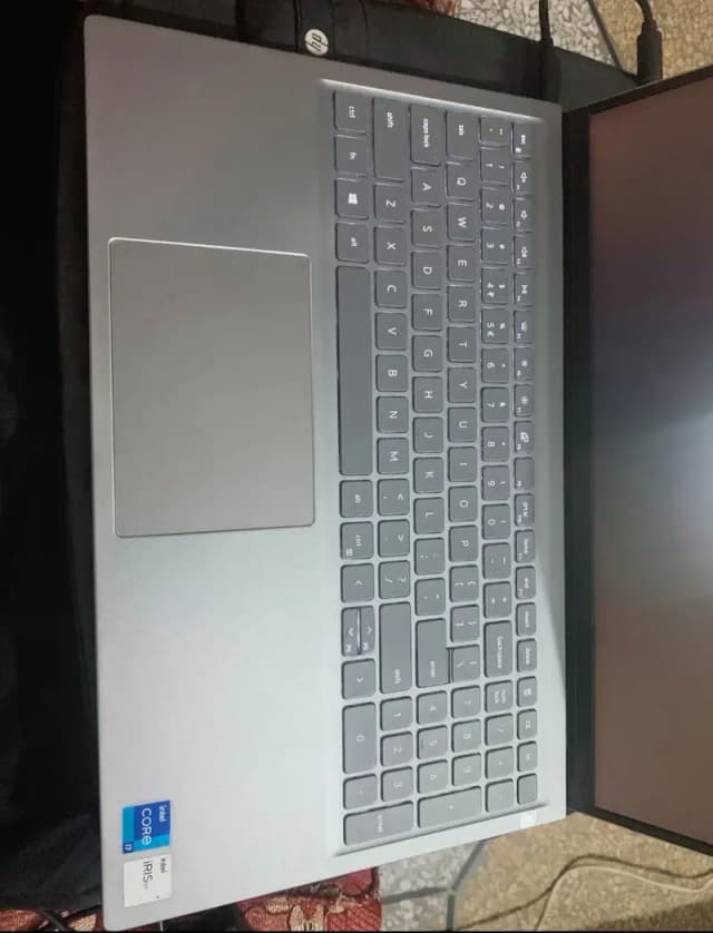 Dell Inspiron 15 5510 Core i7 11th Gen 512Gb SSD 16Gb ram