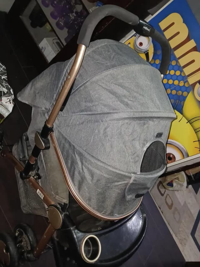 Haoshao stroller urgent sale selling on half price