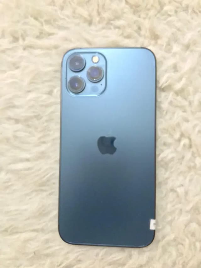 iPhone 12 Pro Max 128GB - 10/10 Condition - Water Pack Sealed