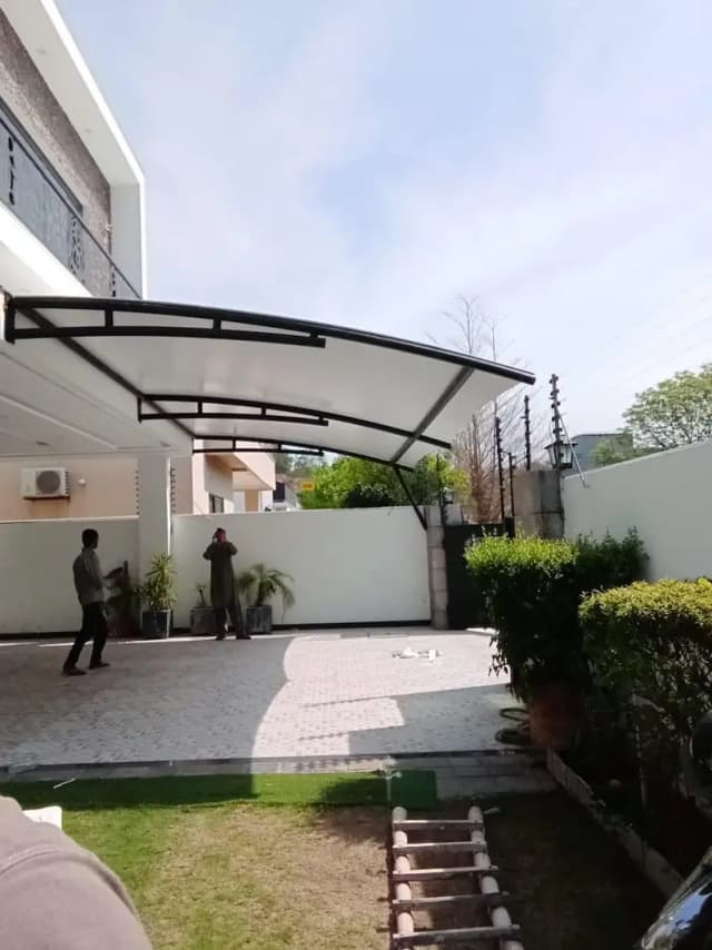 Wall mounted shade / Padel court shade / Sun shade / Car roof shade
