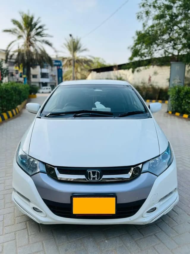 Honda Insight Exclusive Hybrid 2014/2017 Full option