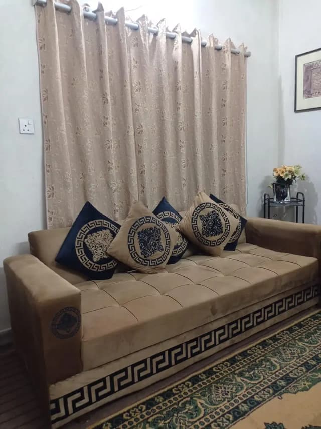 5 Seater Sofa Set Versace ( Urgent Sale )