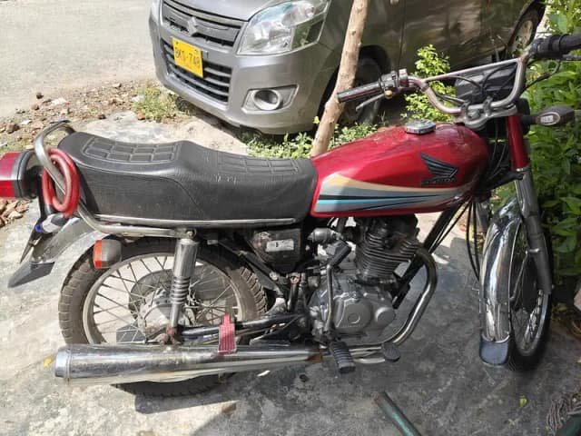 Honda 125 2011 for sale urgent 8/10