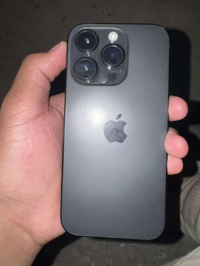 Apple iPhone 14 Pro jv
