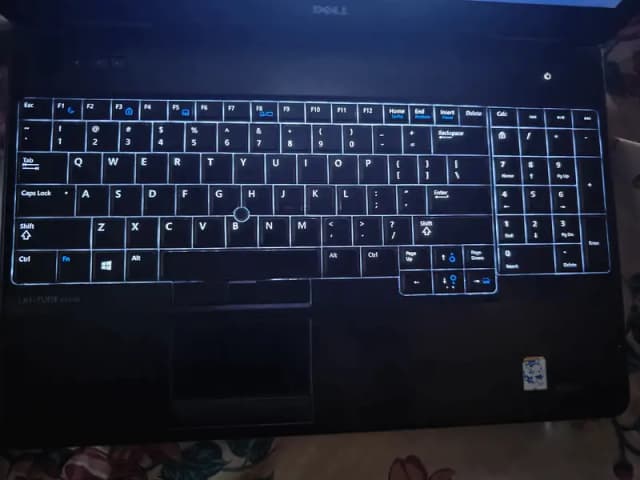Dell Latitude 5540 – Core i7 5th Gen | 16GB RAM | 128GB NVMe SSD